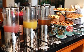 Vouk Hotel&Suites